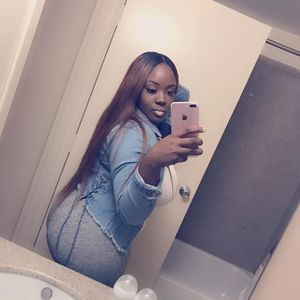 Meet your Posher, Lexi